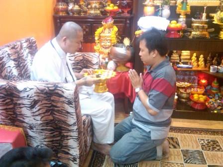 Ajahn Subin with Siam Amulets