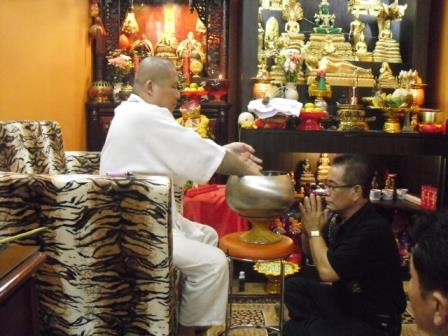 Ajahn Subin with Siam Amulets
