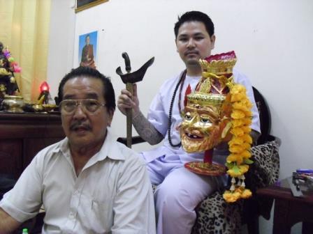 Ajahn Ves blessing at Siam Amulets