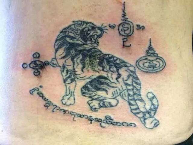 Kruba Tay Charangsi Sakyant