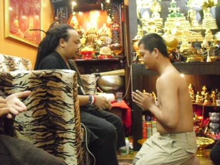 Lersi Phuttavet at Siam Amulets