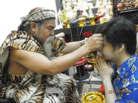 Lersi Somphit at Siam Amulets