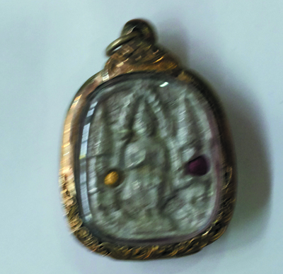 Yod Khun Pon ( Leklai ) - Silver Color - LP Som Ph