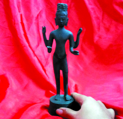 Phra Siva - LP Surasak